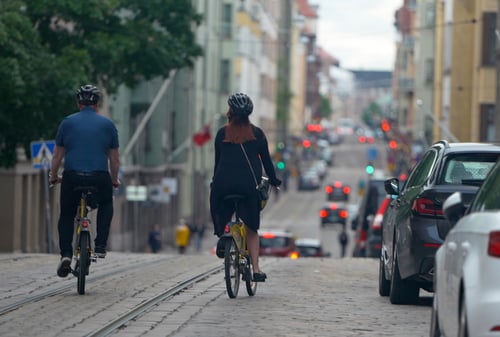 Pääkaupunkiseudun uusi kaupunkipyöräjärjestelmä Bauer Media Outdoorille ja Inurba Mobilitylle
