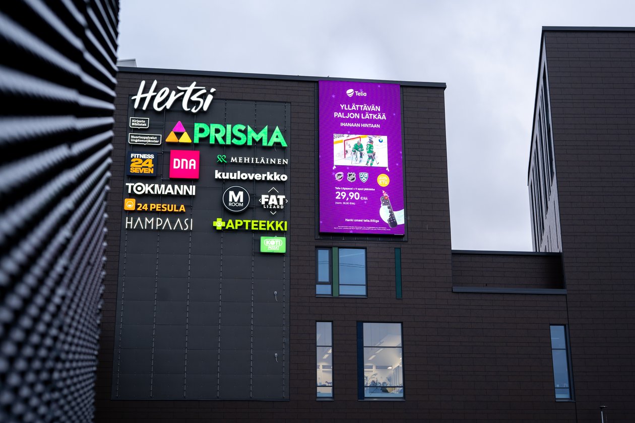 Promotion Locations: Helsinki, Hertsi