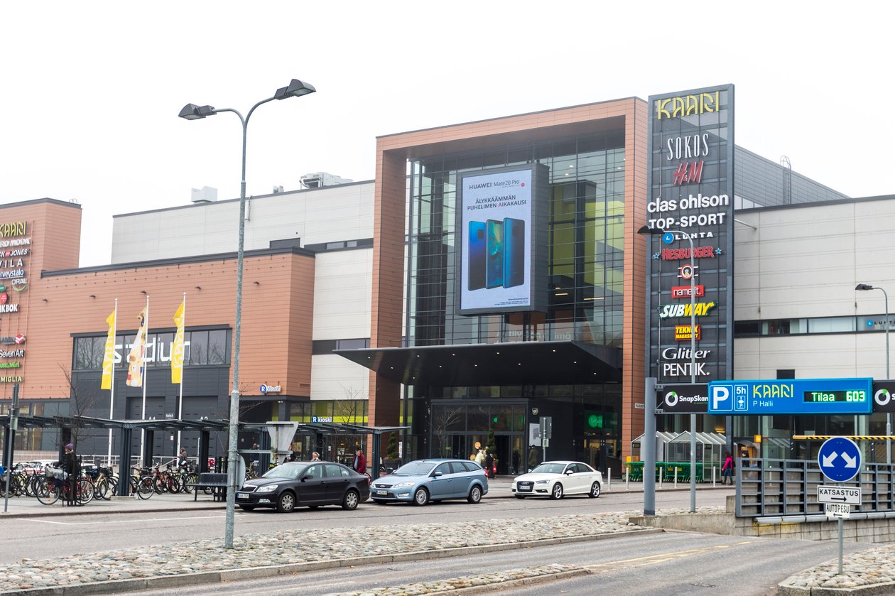 Kaari Shopping Wall (pysty, ulko)