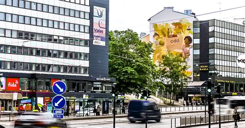 Oda hyödynsi muraalitaidetta ulkomainonnassaan
