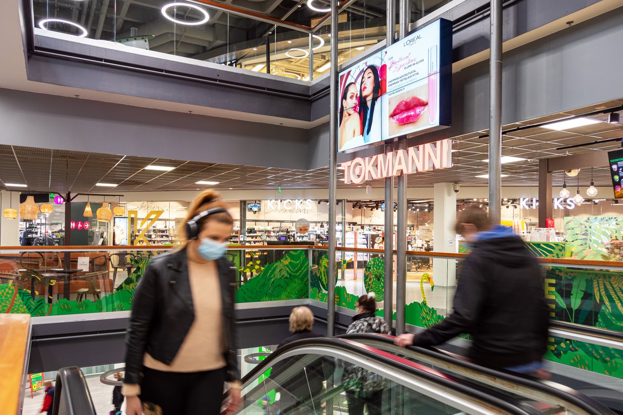 Mylly Shopping Wall (horizontal, indoor)