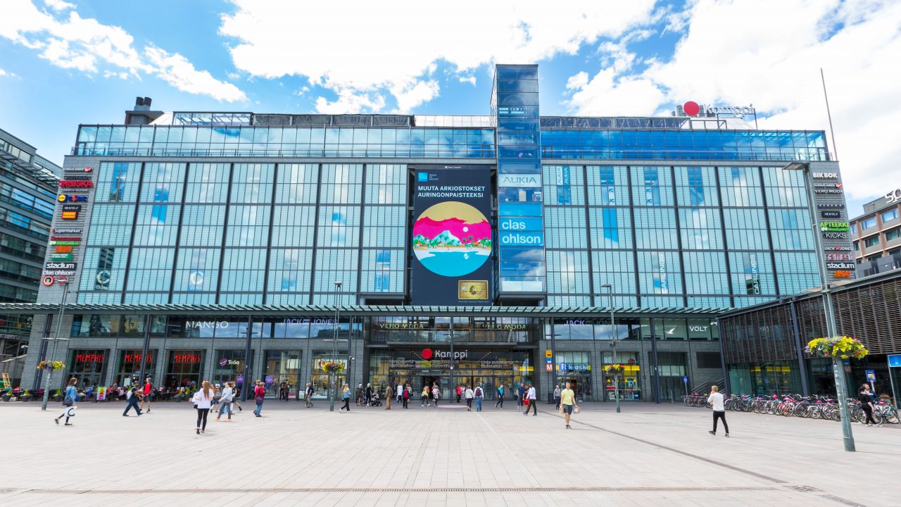 Digital advertisement — The wall and shoping walls