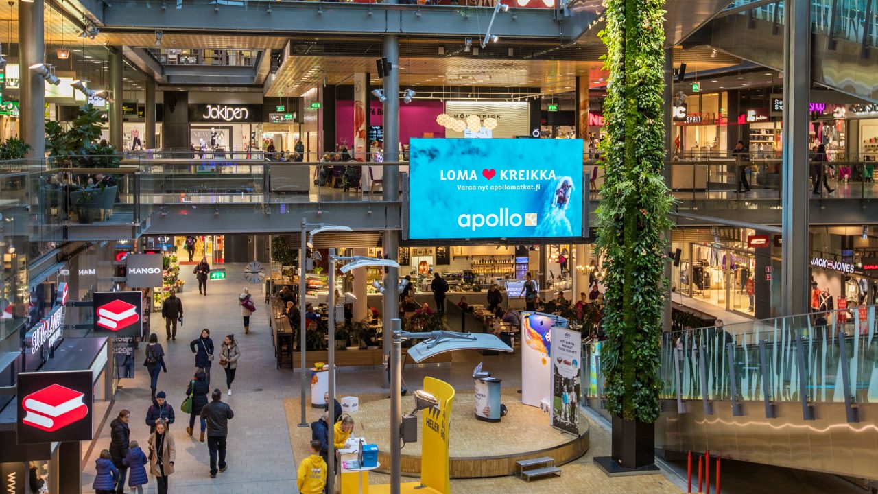 Digital advertisement — The wall and shoping walls