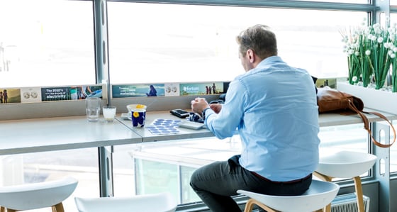 https://info.clearchannel.fi/hubfs/Website/Images/Web/Fortum_Lounge-Electric-sockets_7@2x.jpg